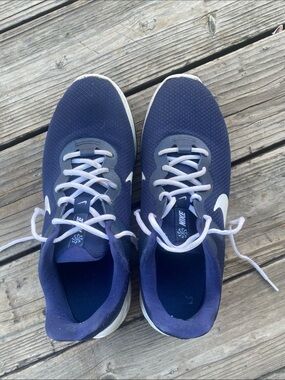 Men’s Nike Navy and White Mesh Trainers